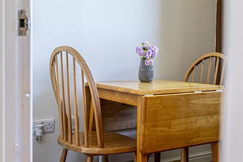 26 Bittern Court, Dunfermline, KY11 8HF