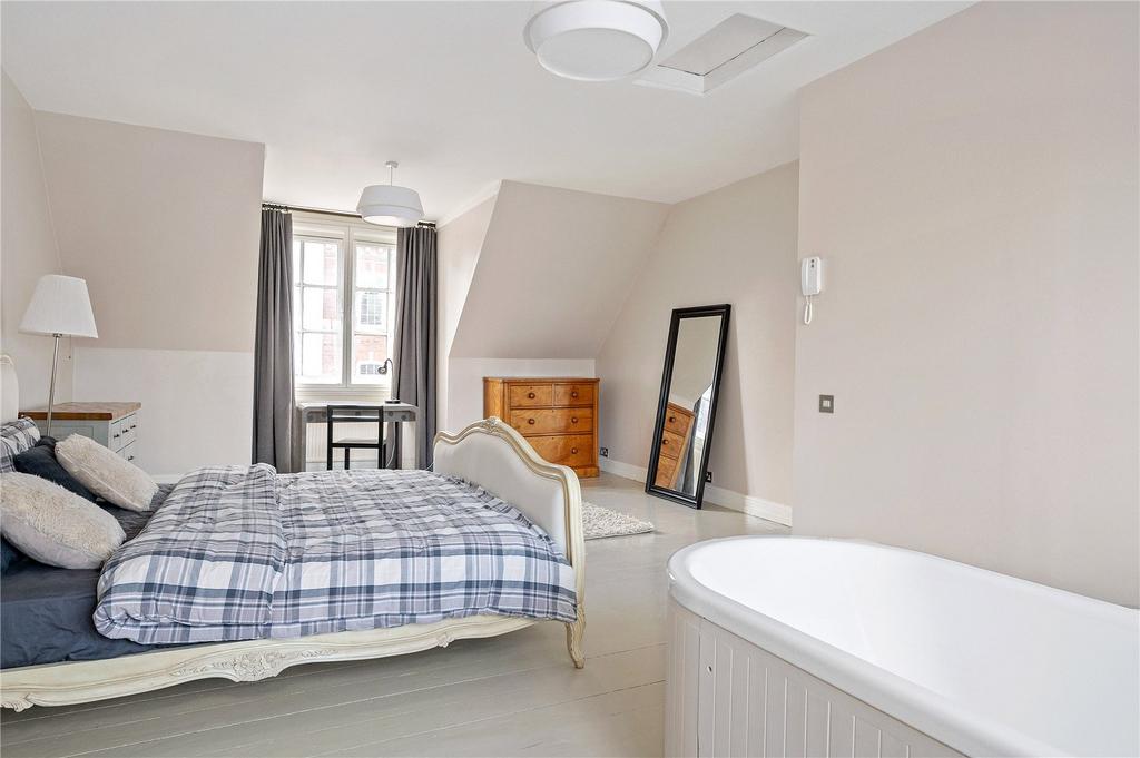 Principal Bedroom