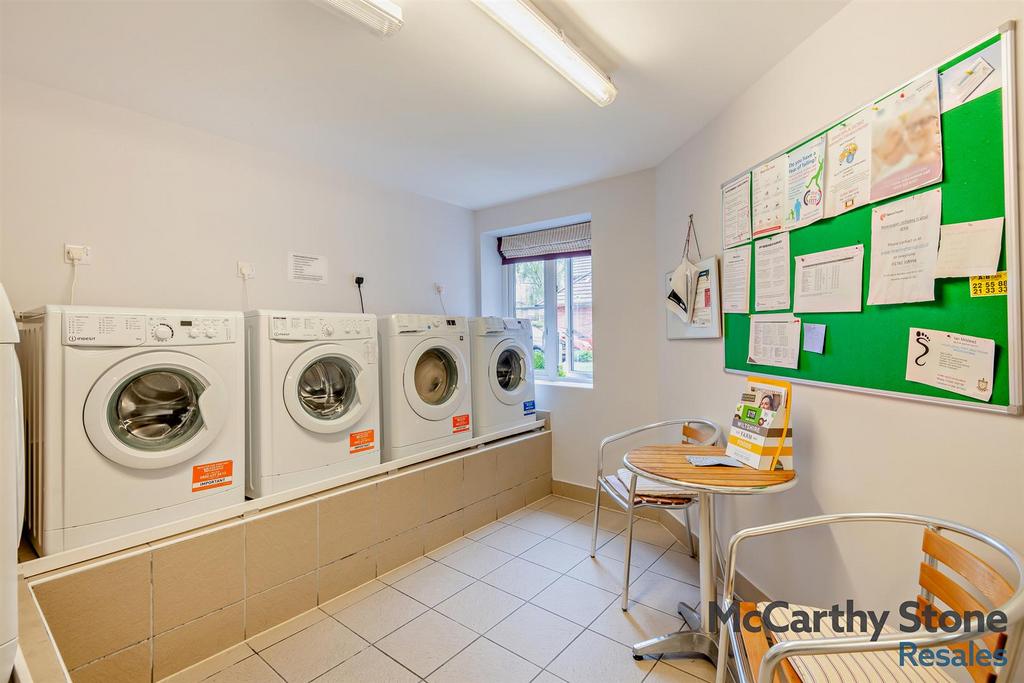 8644679-interior16-800.jpg