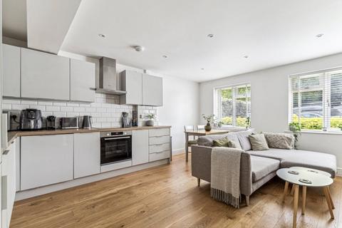 undefined, Swakeleyes Road, Ickenham, UB10