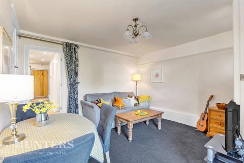 1 bedroom flat for sale, Huddersfield Road, Delph, Saddleworth