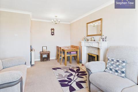 2 bedroom flat for sale, The Esplanade, Poulton-Le-Fylde FY6