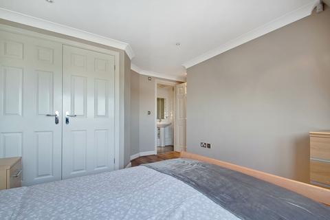 undefined, Lavender Hill, London, SW11