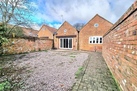 3 bedroom barn conversion for sale, St. Peter Close, Gosberton