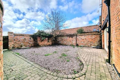 3 bedroom barn conversion for sale, St. Peter Close, Gosberton