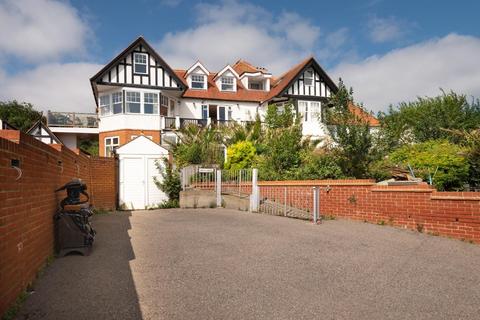 Little Wayfaring Cliff Promenade, Broadstairs, CT10 3QY