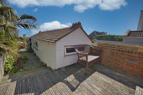 Little Wayfaring Cliff Promenade, Broadstairs, CT10 3QY