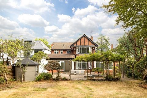 28 Ormond Crescent, Hampton, TW12 2TH