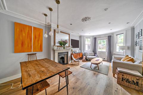19a Adamson Road, London, NW3 3HU