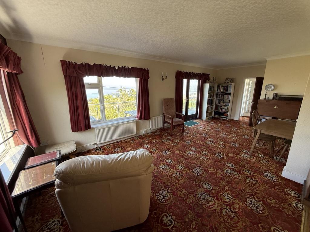 L Shaped Lounge