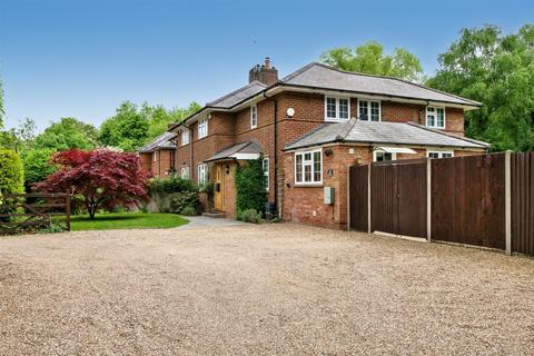 3 bedroom semi-detached house for sale, Harper Lane, Shenley, Radlett