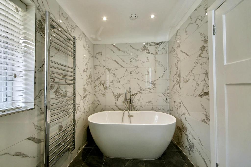 Bath.jpg