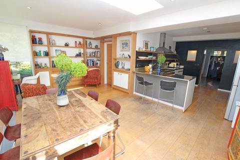 undefined, Holywell Close, Eastbourne, BN20 7RX