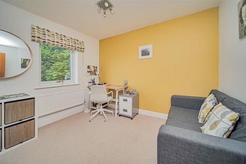 3 Cedar Close, Worton, Devizes, SN10 5SD