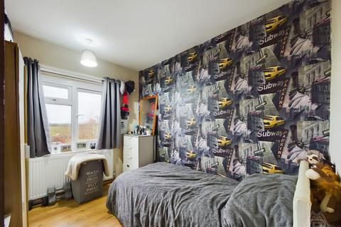 182 Romford Road, Aveley, South Ockendon, RM15 4PJ