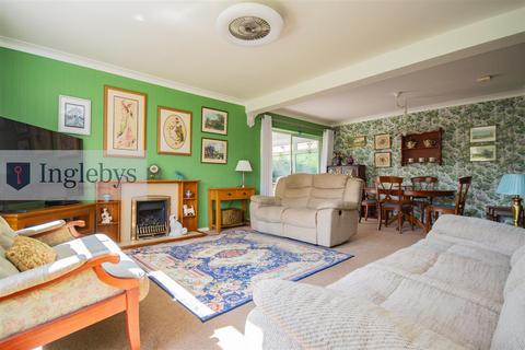 3 bedroom detached house for sale, Wilton Bank, Saltburn-By-The-Sea