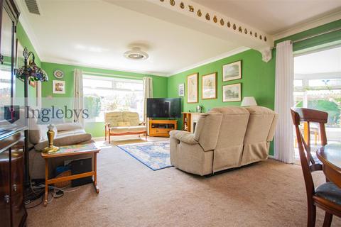 3 bedroom detached house for sale, Wilton Bank, Saltburn-By-The-Sea