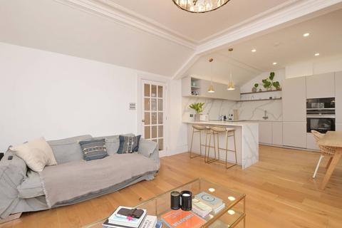 2 bedroom flat for sale, 2F, 41 Coates Gardens, West End, Edinburgh, EH12 5LF