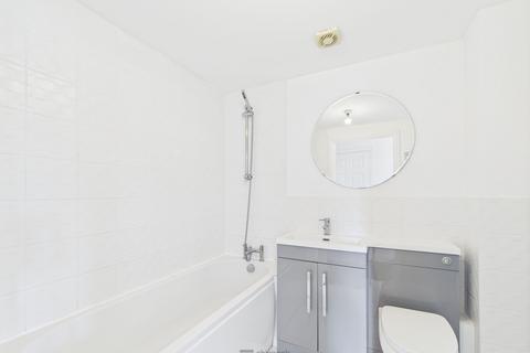 2 bedroom flat for sale, Kirpal Road, Portsmouth, PO3