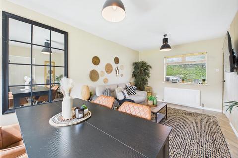 21 Edmund Close, Sheffield, S17 4RP
