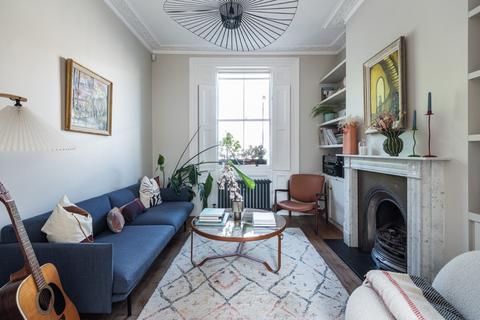 3 bedroom terraced house for sale, Arlington Avenue, Islington, London
