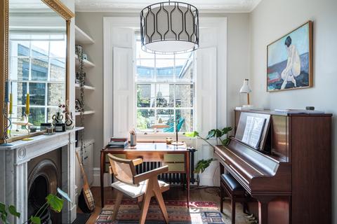 3 bedroom terraced house for sale, Arlington Avenue, Islington, London