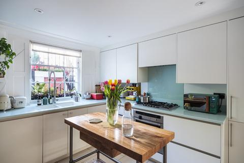 3 bedroom terraced house for sale, Arlington Avenue, Islington, London