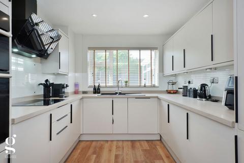 2 Mallory Close, Hereford, HR4 0RD