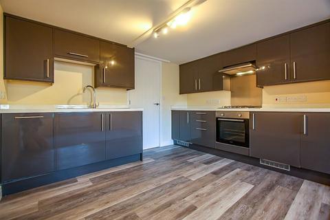 1 bedroom flat for sale, Flat 4, The Grosvenor, 146 High Street, Newmarket, Suffolk