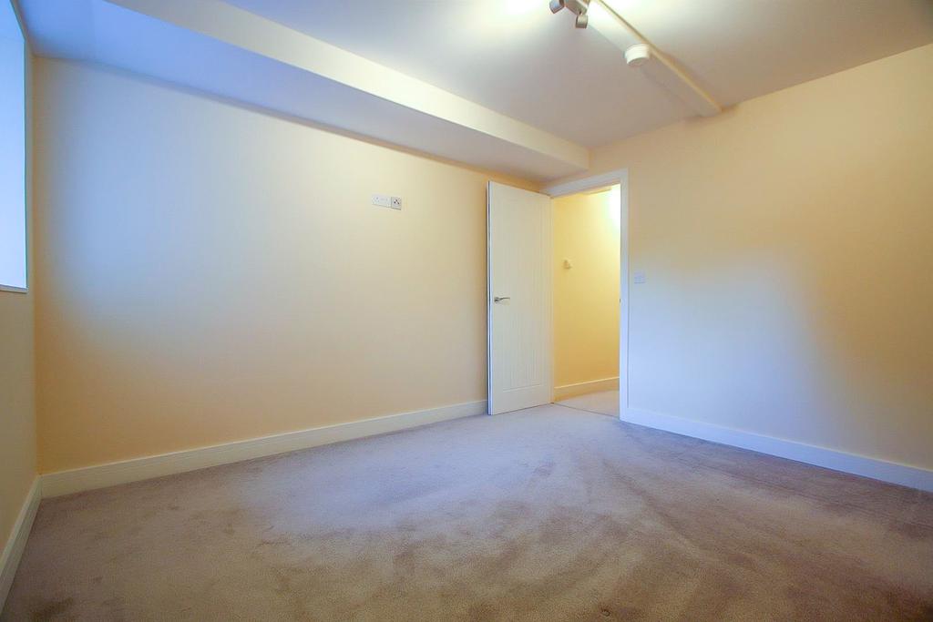 Property picture 6 edited