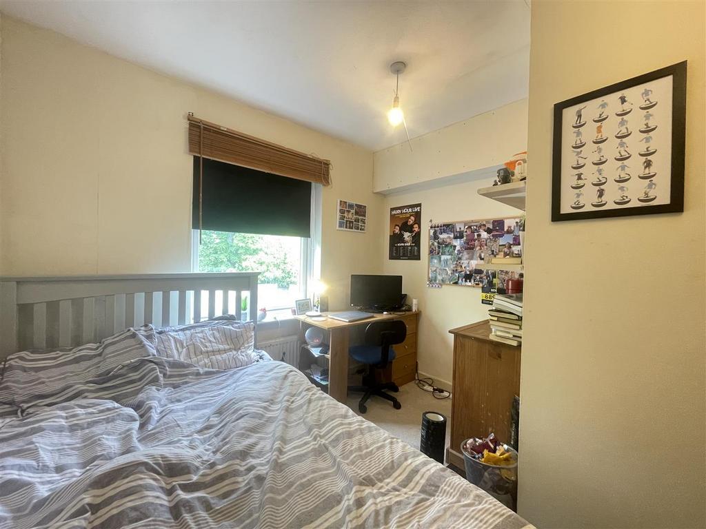 Bedroom (First Floor)