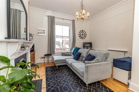 2 bedroom apartment for sale, Princes Road, Sale