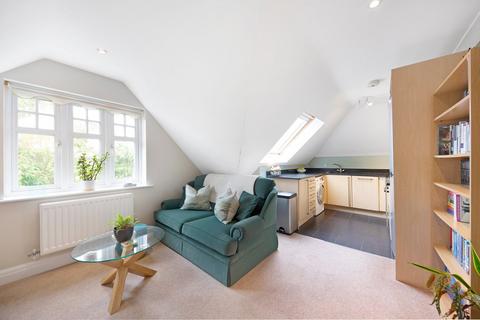2 bedroom apartment for sale, Sidney Road, WALTON-ON-THAMES, KT12