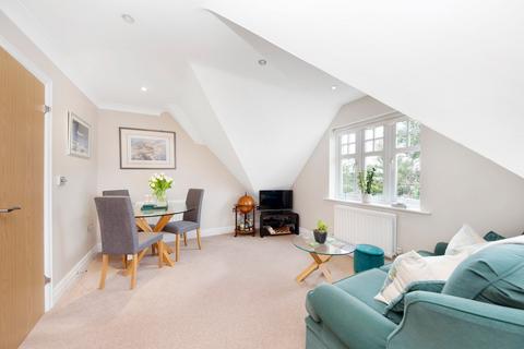 2 bedroom apartment for sale, Sidney Road, WALTON-ON-THAMES, KT12