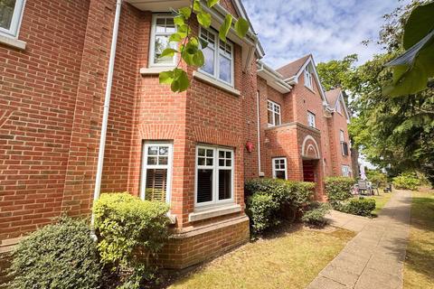 Sidney Road, Walton-on-Thames, KT12