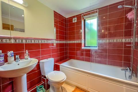 4 bedroom terraced house for sale, Sunny Rise, BATTLE, TN33
