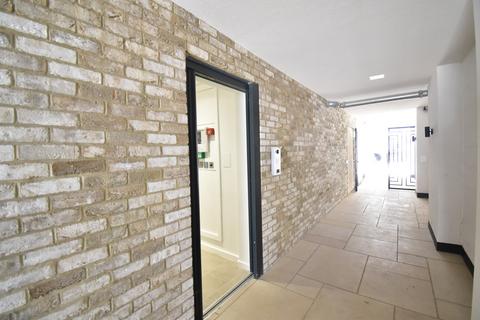 3 bedroom apartment to rent, Powell Road, London, E5