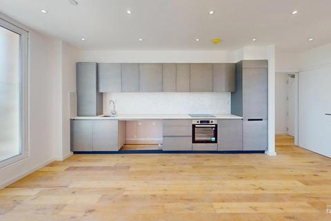 3 bedroom apartment to rent, Powell Road, London, E5