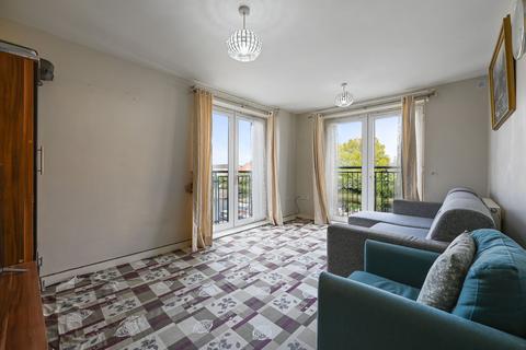 2 bedroom flat for sale, Waxlow Way, Ashby House Waxlow Way, UB5