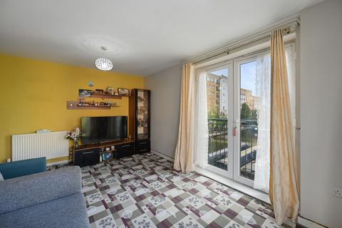 2 bedroom flat for sale, Waxlow Way, Ashby House Waxlow Way, UB5