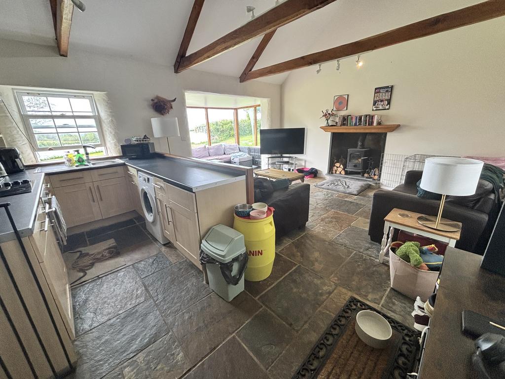 Lounge / Kitchen/ Dining