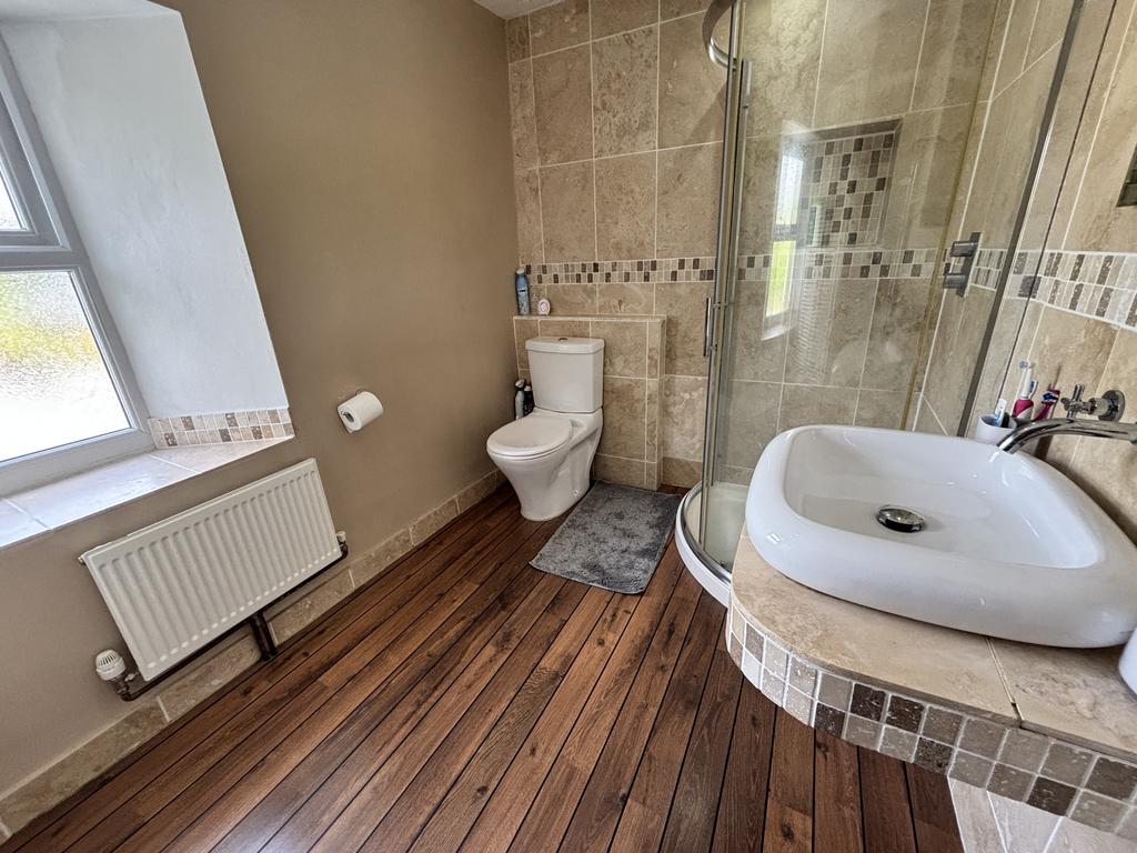 Family Shower Room