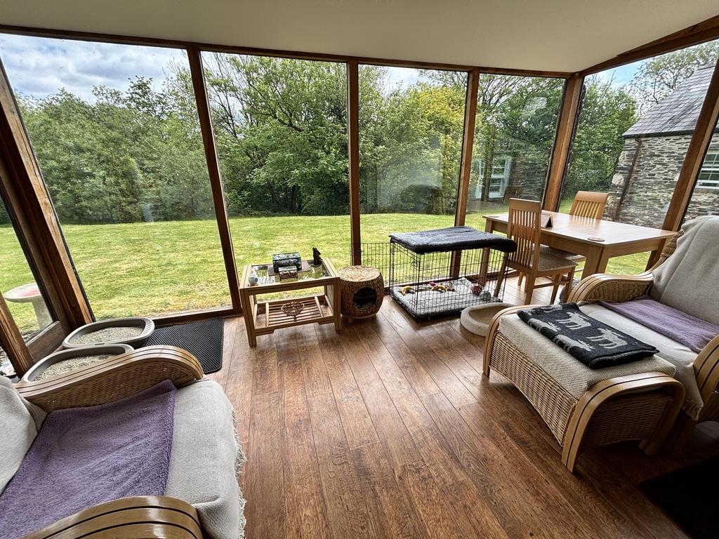 Kitchen/ Dining / Lounge