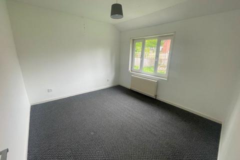 3 bedroom semi-detached house to rent, Richmond Road, Accrington
