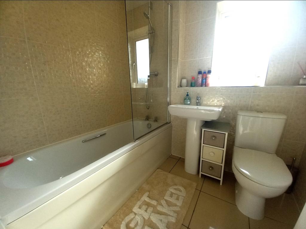 Family bathroom