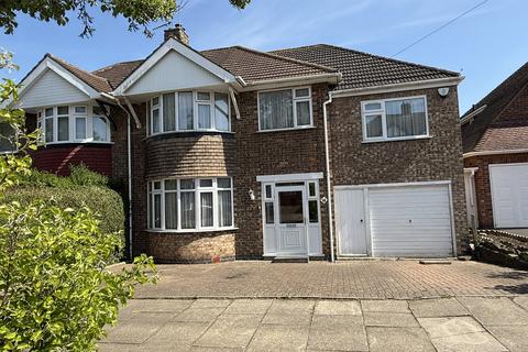 14 Fallowfield Road, Leicester, LE5 6LQ