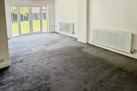 14 Fallowfield Road, Leicester, LE5 6LQ