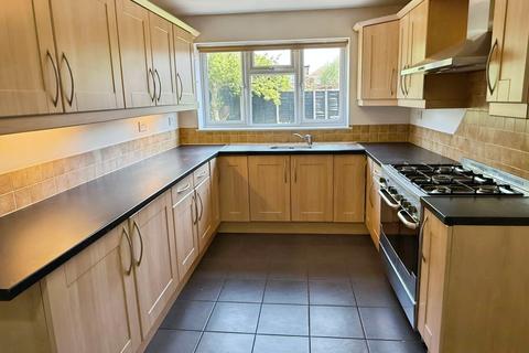 14 Fallowfield Road, Leicester, LE5 6LQ
