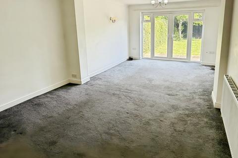 14 Fallowfield Road, Leicester, LE5 6LQ