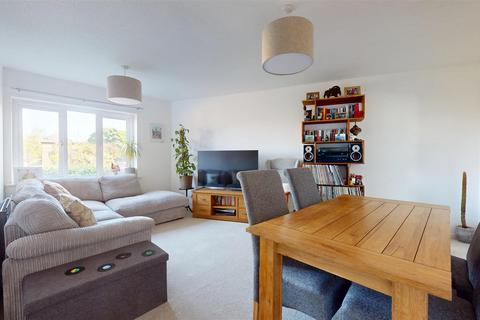 2 bedroom flat for sale, County Street, Totterdown, Bristol